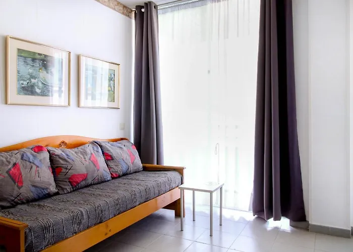 Sistach Rentals Apartments Blaupark